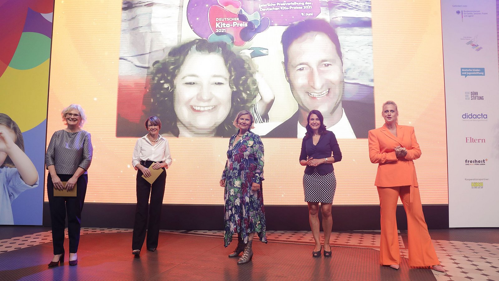 Bundesfamilienministerin Christine Lambrecht und Schirmherrin Elke Büdenbender bei der Online-Preisverleihung des Deutschen Kita-Preises 2021