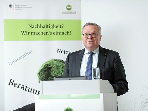 Dr. Hanns-Christoph Eiden, Präsident der Bundesanstalt für Landwirtschaft und Ernährung (BLE) am Rednerpult